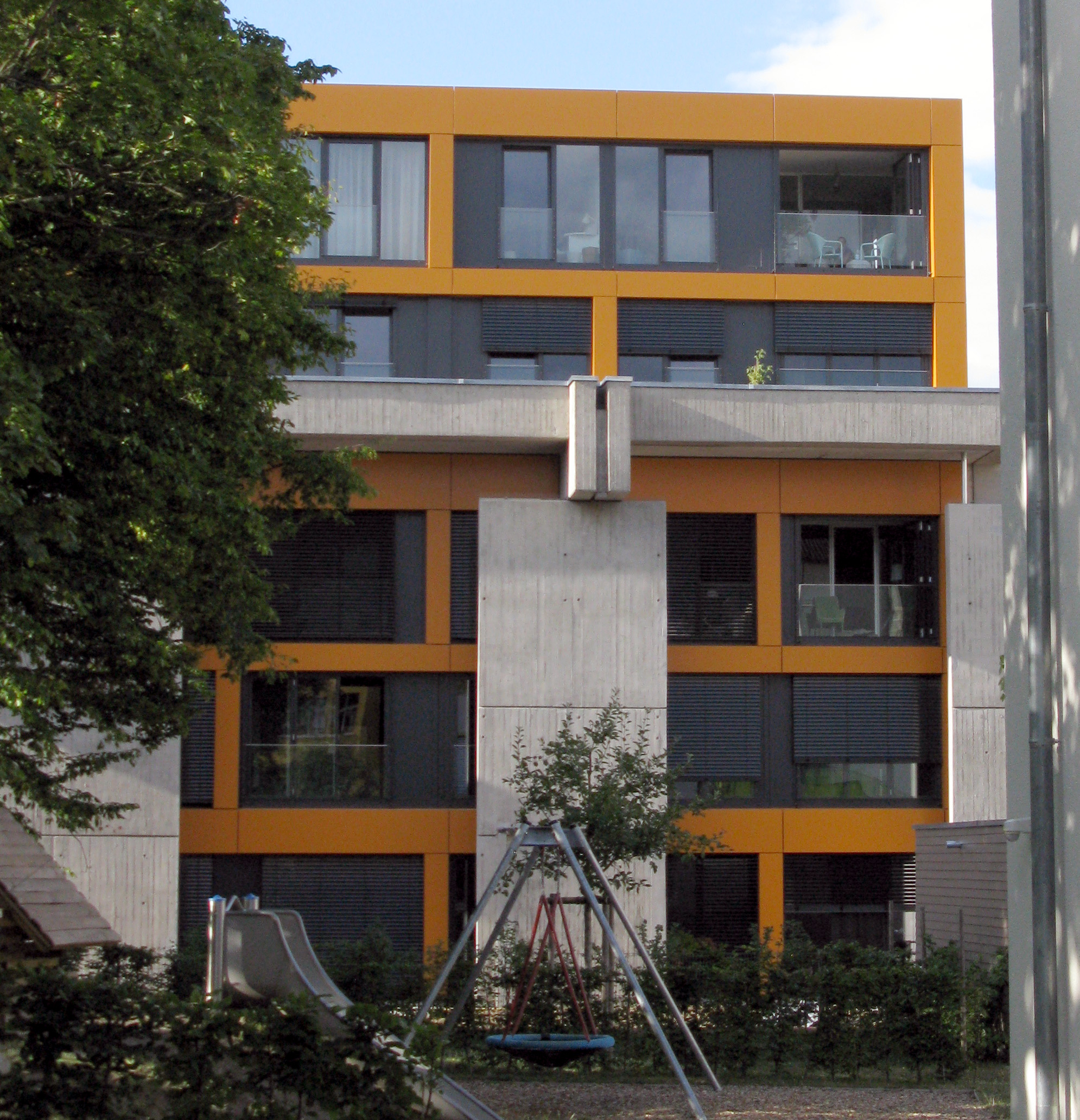 Zu Wohnungen umgebaute Kirche St. Elisabeth in Freiburg Zu Wohnungen umgebaute Kirche St. Elisabeth in Freiburg