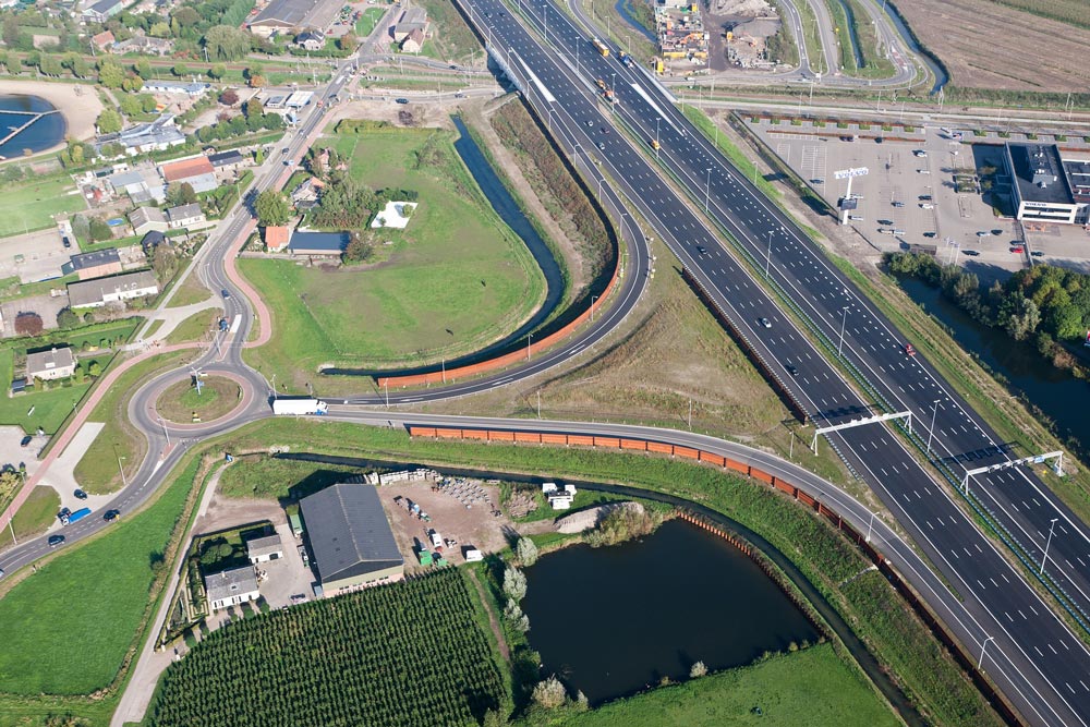 Autobahnauffahrt bei Beesd, Niederlande